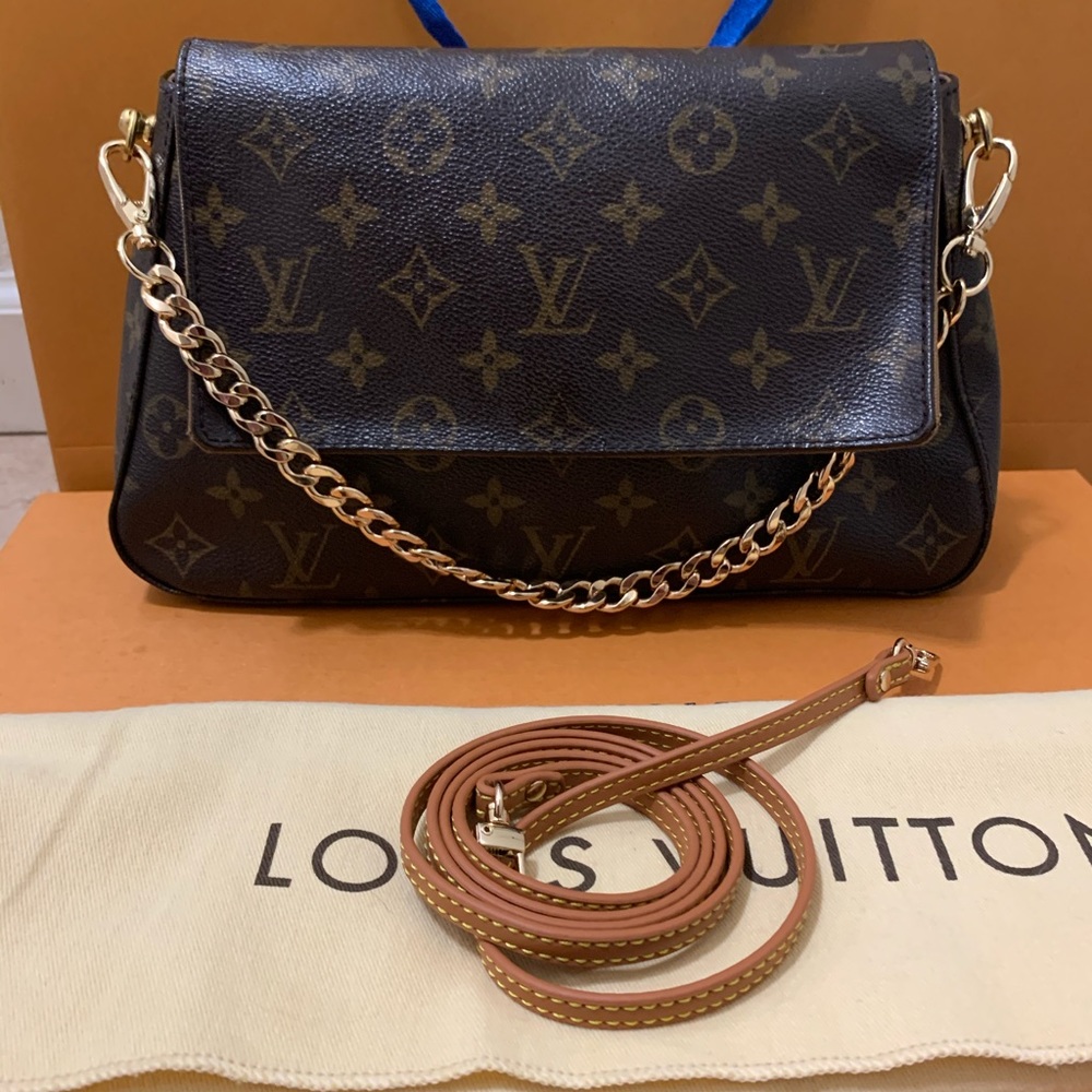 🚩Sold🚩